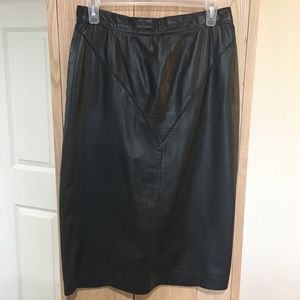 Vintage Siena Studio Leather Black Midi Skirt